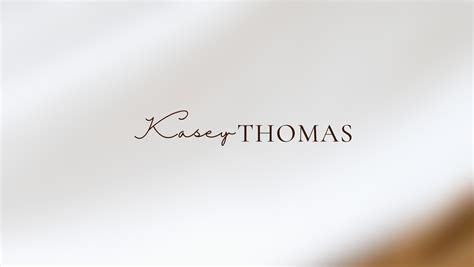 Khassy Reyes .